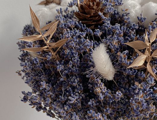 6a816916877b46182c25888edef64918 Композиция из ароматной лаванды.