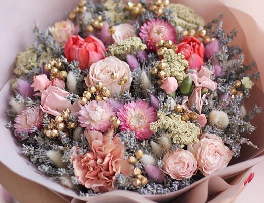 Оформление цветами праздников на заказ, купить праздничный букет из живых цветов в Москве