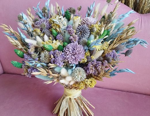 z4bh1gackuik20o1hdzbkyz1s95mdxas Описание букета из сухоцветов.