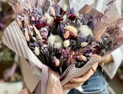 e9503bec273e0d73f6b4fcc982aa4557 Описание и размеры букета из сухоцветов.