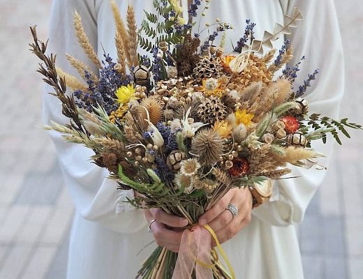 f137819413bcd70241fa58e2c93fe067 Описание и размеры букета из сухоцветов.