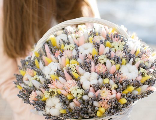 f8efef6f705fdb5fe250e416b628a19f Описание и размер корзины из сухоцветов.