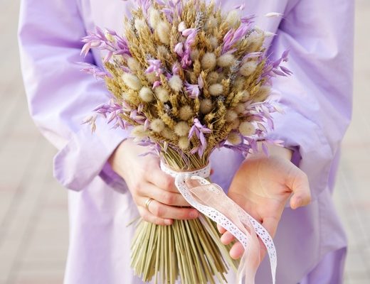 58f8072cbcebb51f809390edd8337bdc Описание и размеры букета из сухоцветов.