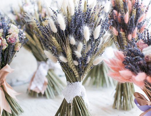 68815ebe21b561338b10ef2a45aa1479 Описание и размеры букета из сухоцветов.