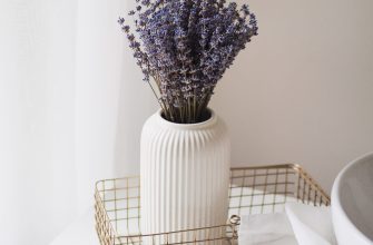 lavendercastle interer 3 На нашу Лавандовую ферму часто приезжают гости и почти каждый уезжает с баночкой лавандового мёда. Мы собрали самые частые вопросы от наших гостей о лавандовом мёде и ответим на них в этой статье.