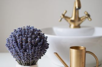 lavendercastle interer 2 С 2017 года занимается сельским хозяйством, экспериментатор, лавандовый селекционер. В прошлом специалист IT индустрии.